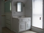 Full Bath (Upstairs)